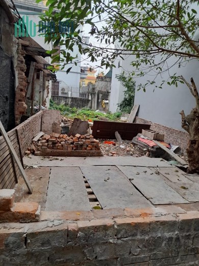 Cần bán  82 m ĐẤT,MT 5m Bồ Đề,long Biên nhỉnh 12 TỶ ,KD,phù hợp xây 7T thang máy,nhà dòng tiền