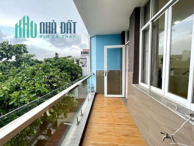 PHÒNG RỘNG, CÓ BAN CÔNG - mặt tiền Cầu Xéo, Phường Tân Quý, Quận Tân Phú