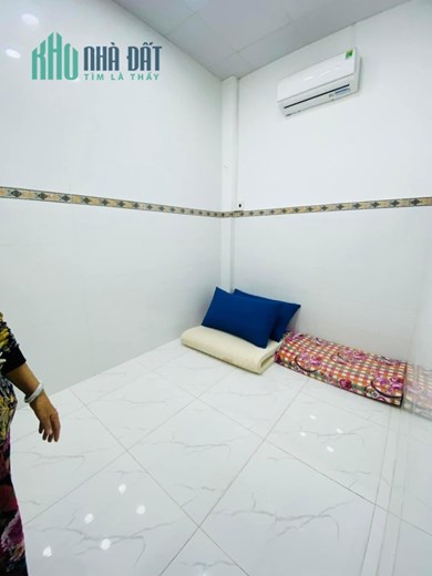 BÁN GẤP NHÀ MỚI 1 TRỆT 1 LẦU 2 PN. NHÀ Q6