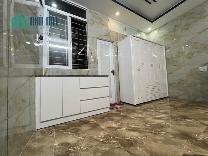 Mặt tiền quận 3. Nhà đẹp.5 tầng. Ngang 6m. Chỉ 12 ty nhỉnh. Bán gấp