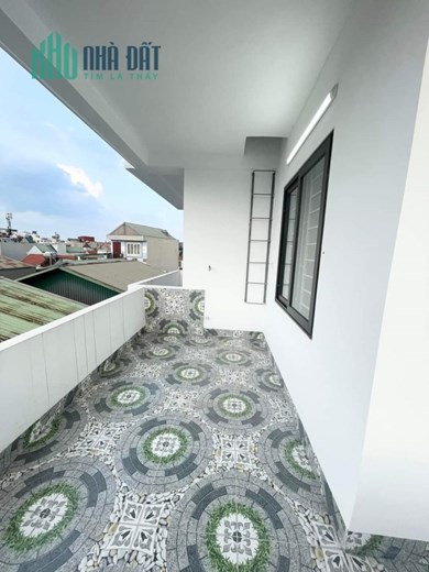 Nhà An Dương Vương view cầu Nhật Tân, nhà mới đẹp long lanh ở luôn, lô góc ngõ rộng giá chỉ 3.8tỷ