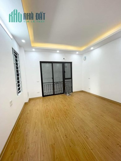 Nhà An Dương Vương view cầu Nhật Tân, nhà mới đẹp long lanh ở luôn, lô góc ngõ rộng giá chỉ 3.8tỷ