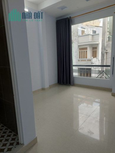 Quận 10 Sư Vạn Hạnh 50 m2 HXH 4m 1T3L 5 PN bán gấp 6tỷ95