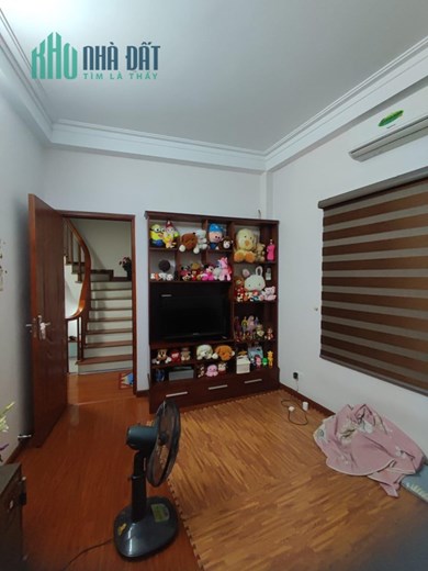 Bán nhà Kim mã, Ba Đình, trung tâm, nhà đẹp ở ngay, 35m2, 6 tầng, Giá siêu rẻ.