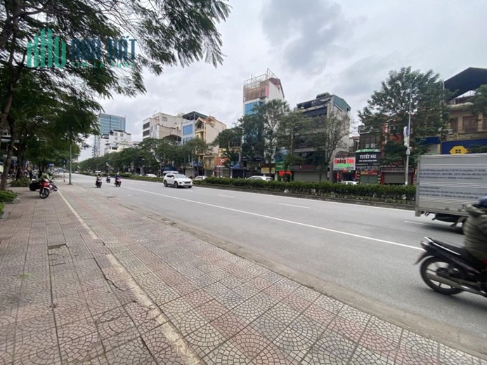 Bán nhà Kim mã, Ba Đình, trung tâm, nhà đẹp ở ngay, 35m2, 6 tầng, Giá siêu rẻ.