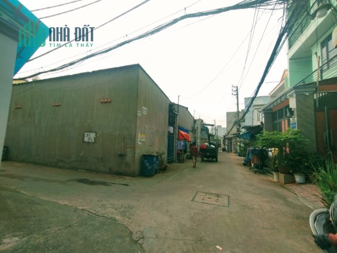 Giảm 2.2Tỷ Còn 3.8 Tỷ 85m2 3Tầng HXT TL43 Bình Chiểu K Tin Thì Đi Xem