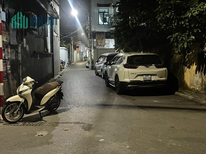Bán nhà Đình Xuyên, Gia Lâm ngõ thông oto, gần đường lớn, chợ trường 68m, 3 tầng, 3 tỷ 7