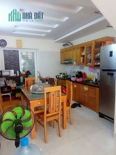 Bán nhà Kiều Sơn, diện tích  47m 4 tầng GIÁ 2.69 tỉ, ô.tô đỗ cửa