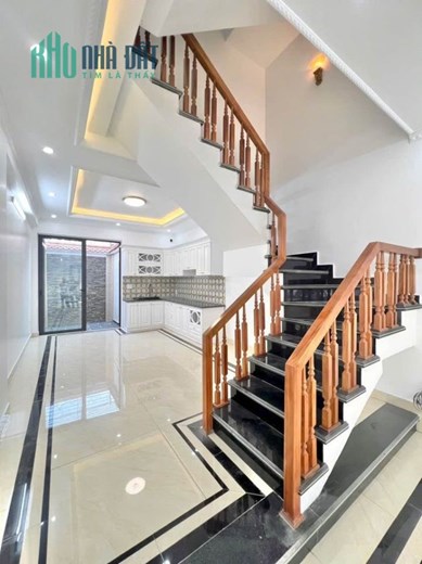 Bán nhà xây mới Trực Cát - Vĩnh Niệm, 42m 4 tầng GIÁ 3.7 tỉ, ô.tô tận cửa