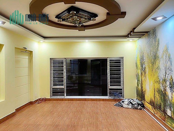Bán nhà mặt ngõ Xóm Trung - Văn Cao, 55m 4 tầng GIÁ 2.95 tỉ ô.tô để trong nhà