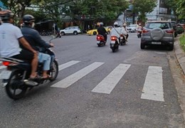 ( 280m2) Cho thuê Nhà Nguyên Căn 3 tầng, 9 phòng, Trung tâm Hải Châu, làm kinh doanh, văn phòng vừa