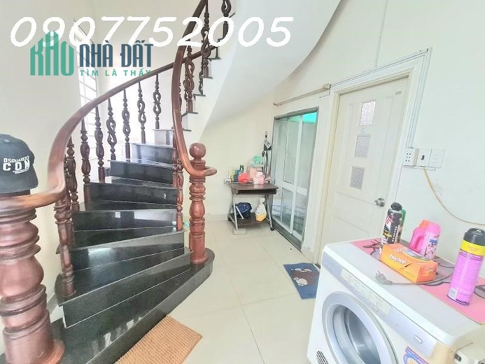 NHÀ 3 TẦNG -HXH - LINH TRUNG - 4PN VIP NHẤT KHU VỰC