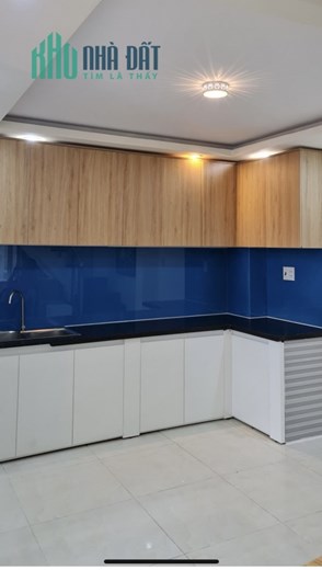 NHÀ MT NGUYỄN ẢNH THỦ, ĐƯỜNG 7M , HAI TRÁNH NHAU, CÁCH SÂN BAY CHỈ 10 PHÚT
