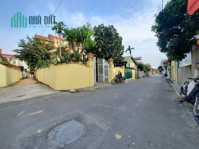 Bán 100m2 Nguyên Khê - đường thông ô tô - 2x
