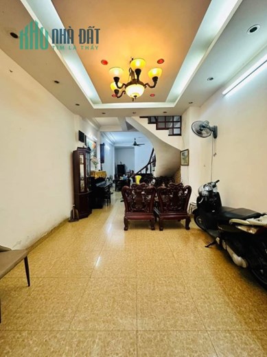 Bán nhà riêng Nguyễn Trãi Thanh Xuân 62m 5 tầng 6 ngủ nhà đẹp ở ngay nhỉnh 6 tỷ lh 0817606560