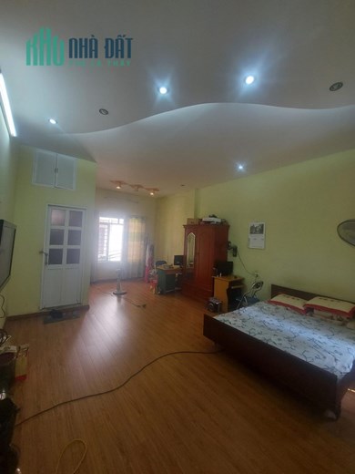 Bán nhà Võng Thị 50m2, 4T, mt5m, 8.5 tỷ, ô tô, KD, Tây Hồ.