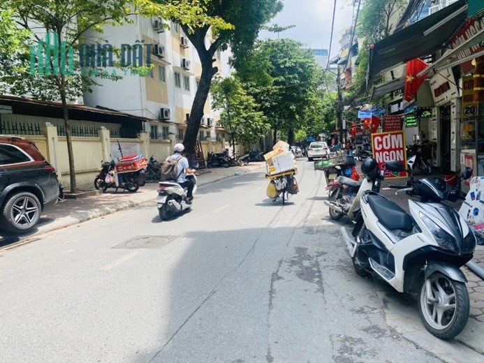 Bán nhà Nhân Hòa Nhân Chính 38m 5 tầng lô góc ngõ thông gần phố nhỉnh 4 tỷ lh 0975124520