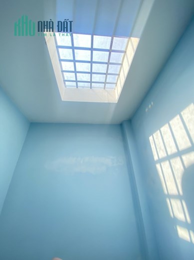 Bán gấp nhà mới Trần Hưng Đạo Quận 1-30m2 Giảm còn 4 tỷ 99 TL.