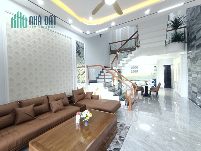 Biệt thự đối diện công viên, Khu Kim Long, Hòa Minh, Liên Chiểu.