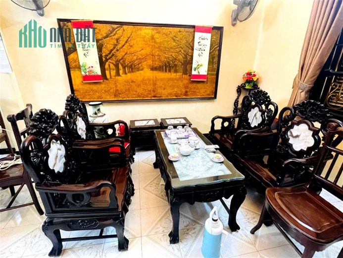 Bán Nhà Phố Lạc Long Quân Quận Cầu Giấy. 81m Mặt Tiền 6,6m Nhỉnh 12 Tỷ. Cam Kết Ảnh Thật Mô Tả