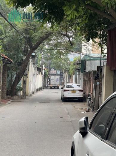 LÔ ĐẤT THẠCH BÀN – GẦN MẶT PHỐ - NGÕ THÔNG Ô TÔ TRÁNH - Ô TÔ 7 CHỖ VÀO NHÀ -  GẦN TRUNG TÂM