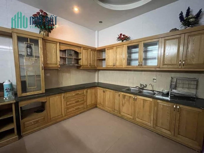 NHÀ ĐỐI DIỆN PHÂN LÔ VĂN QUÁN - VỈA HÈ, Ô TÔ TRÁNH - 40M x 5TẦNG 6TỶ CÓ TL