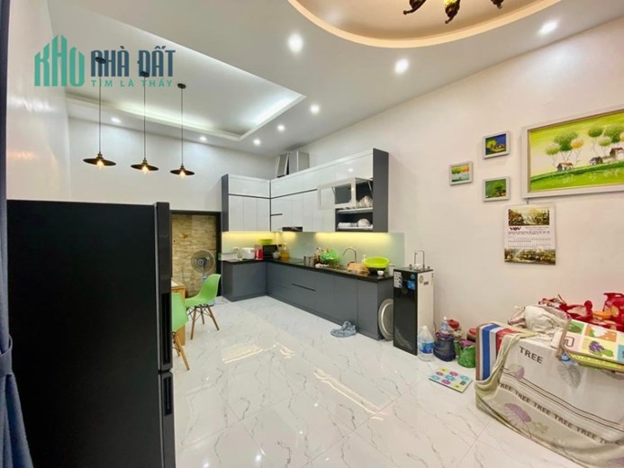 Nhà Định công dt 40m2 x5 tầng,mới,đẹp,ở luôn,giá 3.5 tỷ