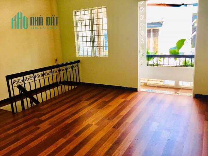 Nhà B.án 120 Thích Quảng Đức 70m2, Sát HXH, Ngang 6.5, Nhỉn 4 Ti