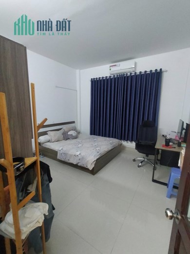 Bán gấp nhà mặt tiền đường 55A đối diện công ty bonchen