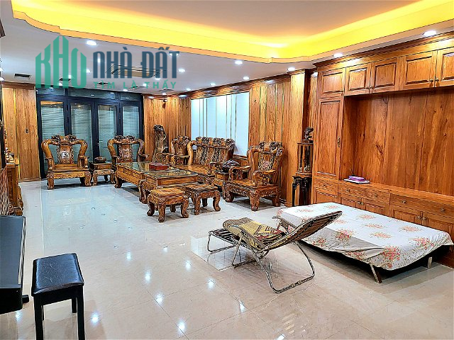 Cần bán gấp Mặt ngõ Đội Cấn 12tỷ, 85mx2T , Lô Góc , KD Tốt