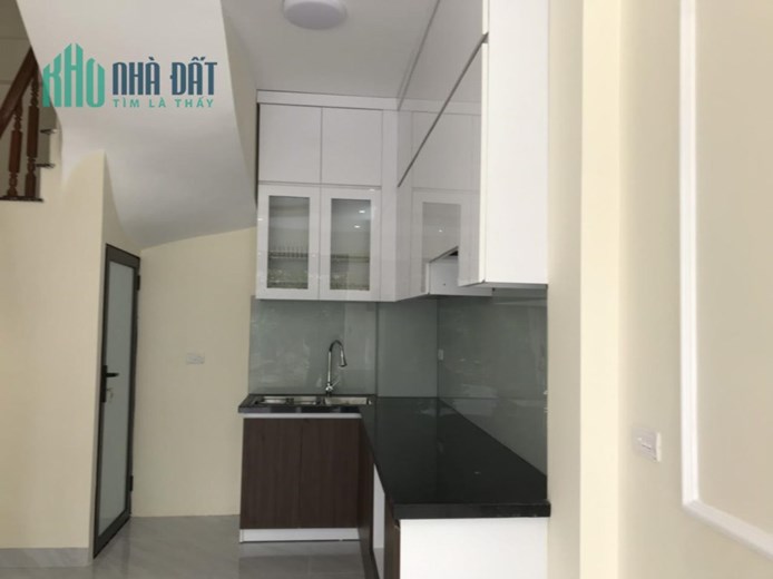 BÁN NHÀ THẠCH BÀN-35M- 6 TẦNG – FULL NỘI THẤT-NHÀ MỚI