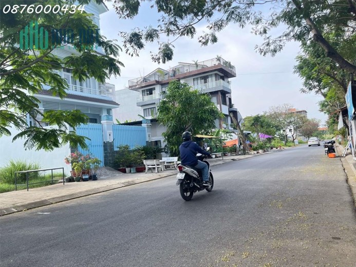 Bán đất đường Lê Văn Lương Nhà Bè MT đường 16 đối diện trường mầm non