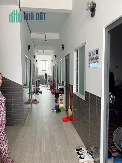 SIÊU PHẨM NHÀ MẶT TIỀN - 410M2 - CHO THUÊ 200 TRIÊU/THÁNG.