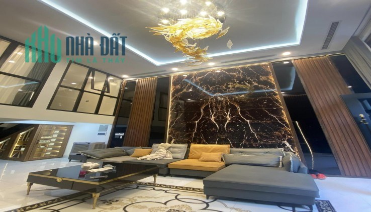 Bán nhà Đội Cấn giá 12 tỷ, 100mx3 tầng, MT 4.85m, ĐẦU TƯ TỐT