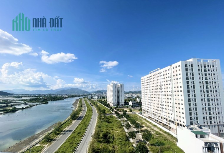Căn hộ cao cấp sắp bàn giao hot nhất Nha Trang CT1 Riverside Luxury - VCN.