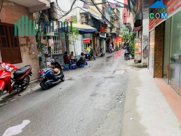 Chủ gửi bán nhanh nhà ở Thịnh Quang, Đống Đa. Nhà 5 tầng vị trí đẹp, giá giảm sâu có thương lượng
