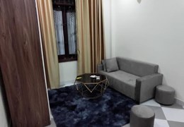 Chính chủ cần cho thuê căn hộ 2 phòng ngủ, 1WC tại chân cầu Long Biên, Hà Nội