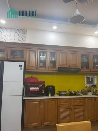 Bán Nhà HXT Thông Nguyễn Sỹ Sách, Tân Bình, 85m2, Ngang Gần 6m, 3 Tầng Mới, Nhỉnh 11 Tỷ TL.
