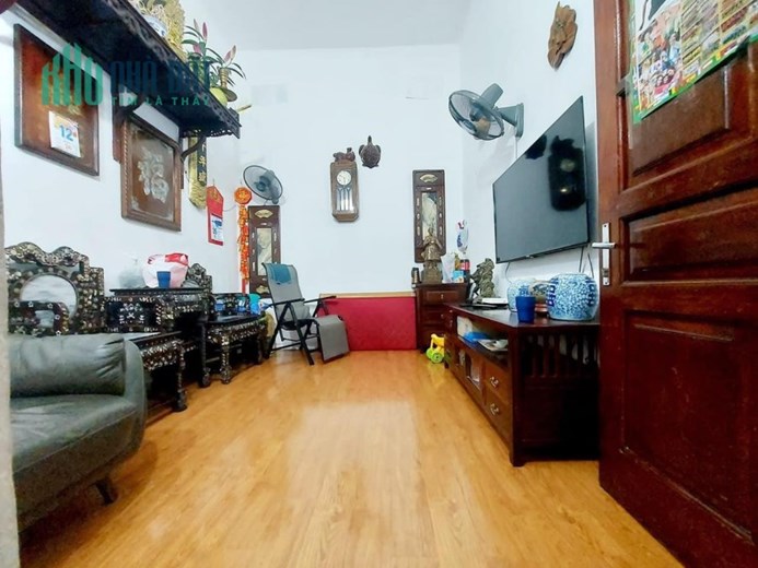 Bán Đất Tặng Nhà Ngõ 43 Trung Kình - 40m chỉ 4 tỷ