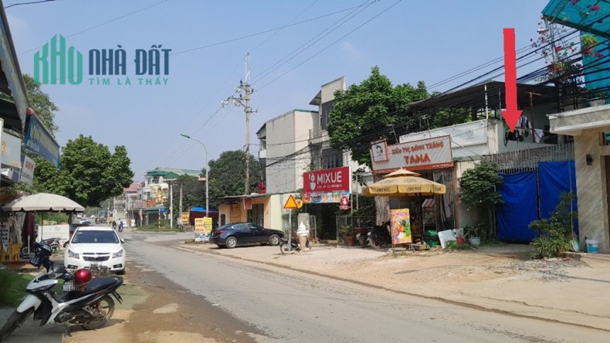 Bán đất Tân Xã ( trục chính UBND xã Tân Xã) - Tân Xã - Thạch Thất - HN:
* S đất = 125 m2
* Mặt