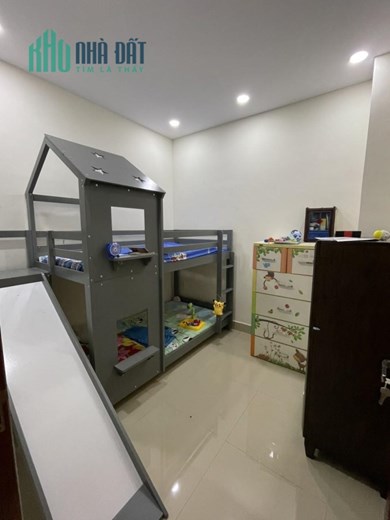 Nhà bán gần Chợ Hiệp Bình - Phạm Văn Đồng 5.2 x 11 - xe hơi vào nhà hơn 5 tỉ