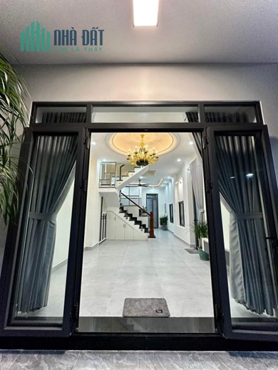 Kha Vạn Cân,Linh Trung Tp Thủ Đức, 69m, 3 tầng 5 PN  xe hơi đậu trong nhà