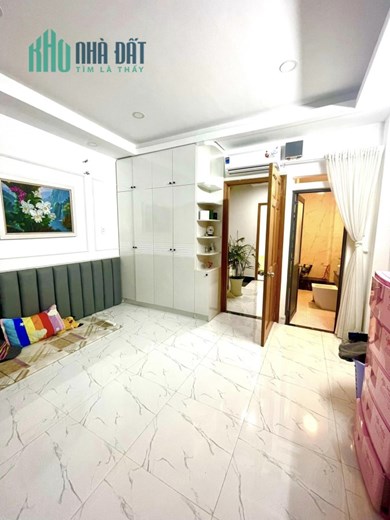 Bán Nhà MT Thới Hòa, Bình Chánh, 95m2 ,Trệt, Lững ,2 lầu , Sân Thượng, 6,9 Tỷ