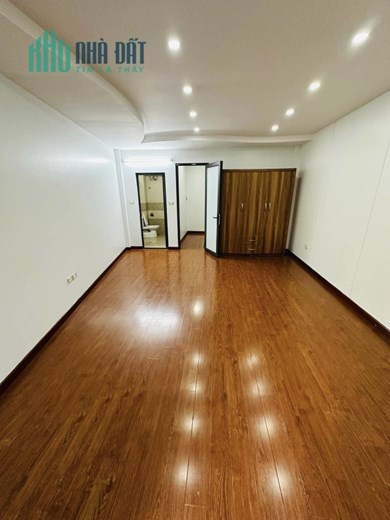 NHÀ ĐẸP 4 TẦNG THÁI THỊNH 52M2, 8XX TỶ, Ở NGAY - 2 BƯỚC RA Ô TÔ TRÁNH - MẶT NGÕ KINH DOANH ĐỈNH- Ở