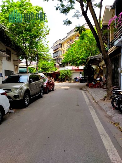 Bán Nhà Phố Lạc Long Quân Quận Cầu Giấy. 85m Mặt Tiền 5.7m Nhỉnh 13 Tỷ. Cam Kết Ảnh Thật Mô Tả