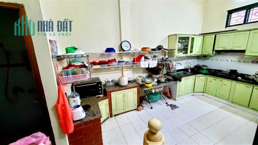 Bán Nhà Phố Lạc Long Quân Quận Cầu Giấy. 110m Mặt Tiền 8.5m Nhỉnh 10 Tỷ. Cam Kết Ảnh Thật Mô Tả