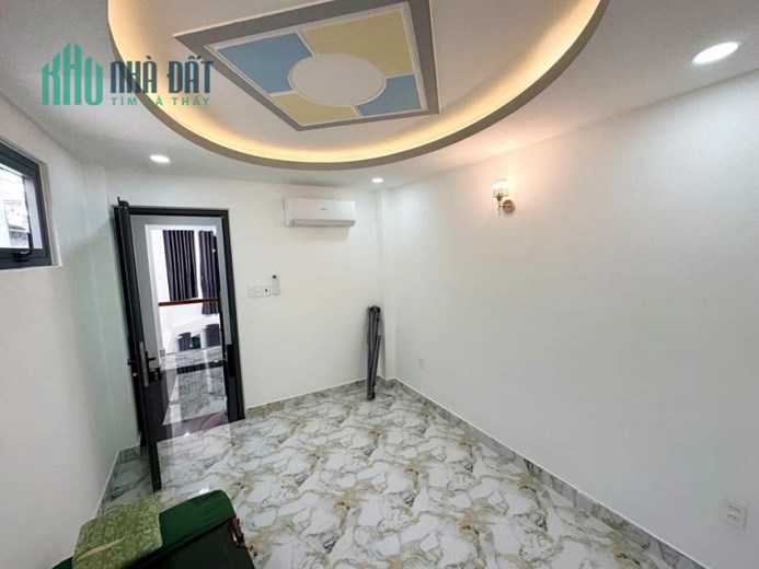 SIÊU PHẨM BÌNH THẠNH - SÁT MẶT TIỀN 5 TẤM - 5 PN - HXH ĐẬU CỬA - 38M2 - 6,8 TỶ TL.