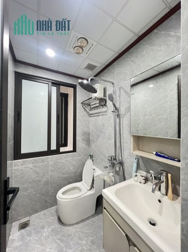 SIÊU PHẨM. Bán nhà phố Hoàng Văn Thái, Thanh Xuân. 50m2 x 5T. GARA. PHÂN LÔ. Hơn 10 Tỷ. 0968084286