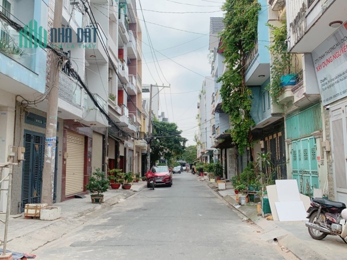 Bán nhà mờ phòng mạch đường QL22 Bà Điểm nhà 4 tầng 120m2 chỉ 6.9 tỷ