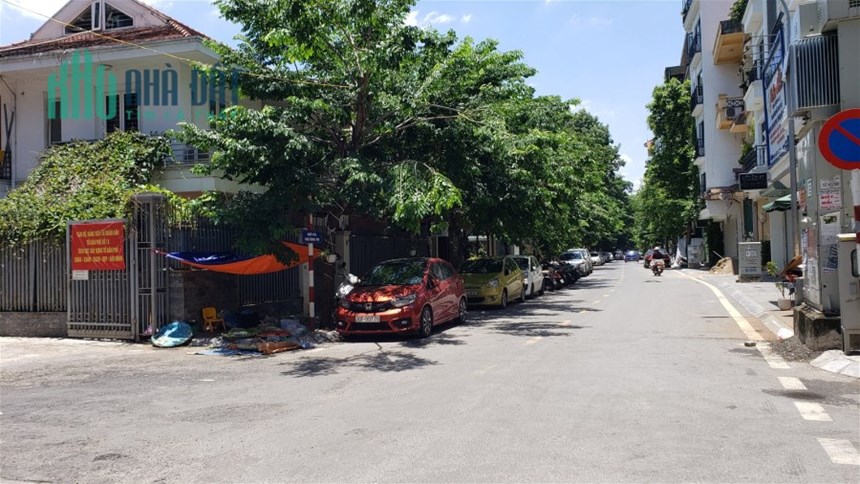Bán Đất Tặng Nhà Phố Võng Thị Quận Tây Hồ. 171m Mặt Tiền 12m Nhỉnh 42 Tỷ. Cam Kết Ảnh Thật Mô Tả